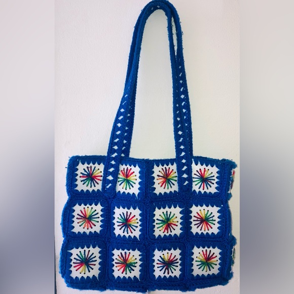 Vintage Granny Crochet Blue Rainbow XL Tote - Picture 3 of 6